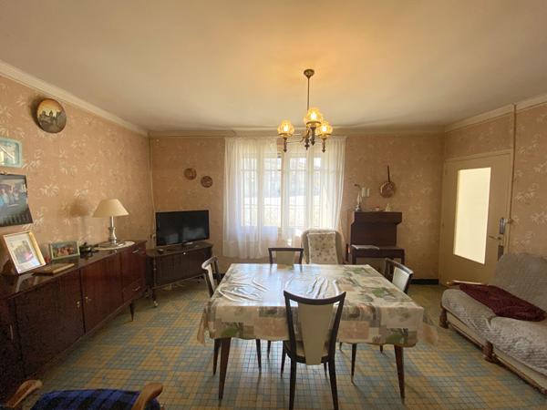 Maison Castelnaudary proche 5 pièce(s) 99.55 m2