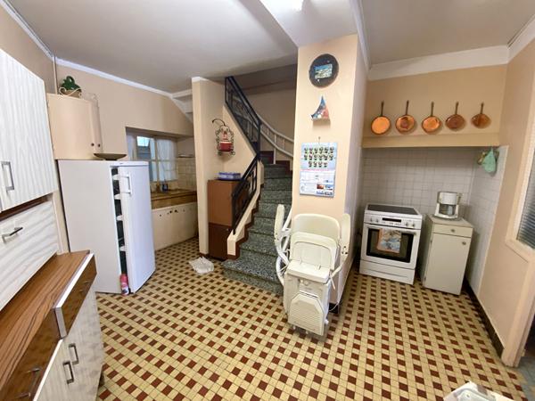 Maison Castelnaudary proche 5 pièce(s) 99.55 m2