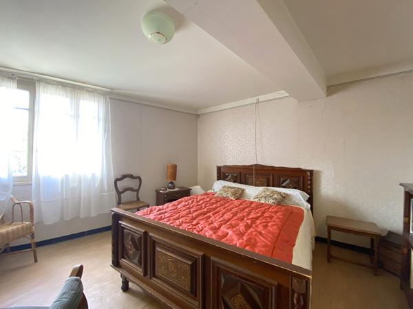 Maison Castelnaudary proche 5 pièce(s) 99.55 m2