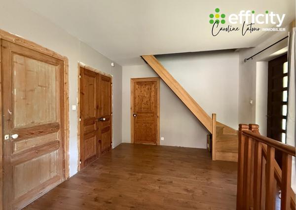 Maison 6 pièces - 194 m² Exclusivité efficity