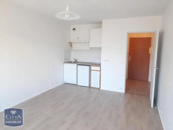 Appartement à louer 1 pièce 23m² Tours (37000)