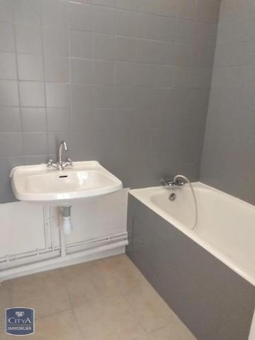 Appartement à louer 2 pièces 31.95m² Nîmes (30900)