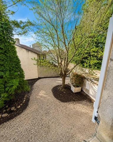 MAISON T4 AVEC GRAND JARDIN - ESPACES DE STOCKAGE ...