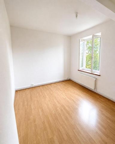 MAISON T4 AVEC GRAND JARDIN - ESPACES DE STOCKAGE ...