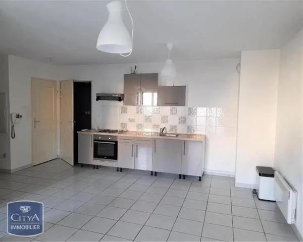 Appartement à louer 3 pièces 60.79m² Creutzwald (57150)