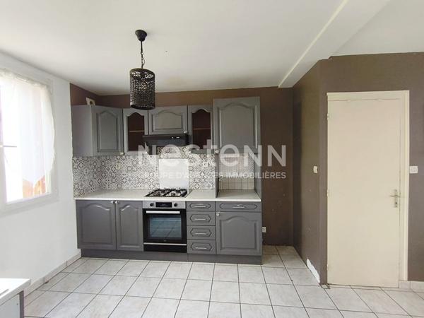 A vendre - Maison climatisée 3 chambres avec jardin et garage - Centre Vihiers - D6047