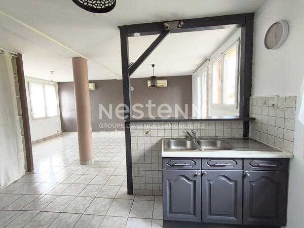 A vendre - Maison climatisée 3 chambres avec jardin et garage - Centre Vihiers - D6047