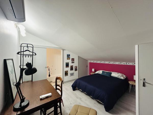 Single-storey 4-bedroom home with 48 m2 living space, garden