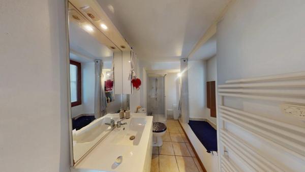 T2 à Pont-de-Beauvoisin, récemment rénové