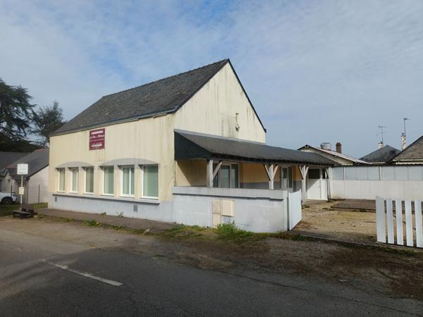 Maison - 10 pièces - 400 m²