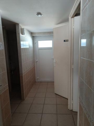 Maison - 10 pièces - 400 m²