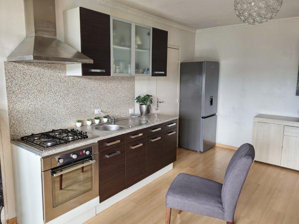 EPERNAY : APPARTEMENT DE TYPE 2 avec BALCON et EMPLACEMENT DE PARKING SECURISE