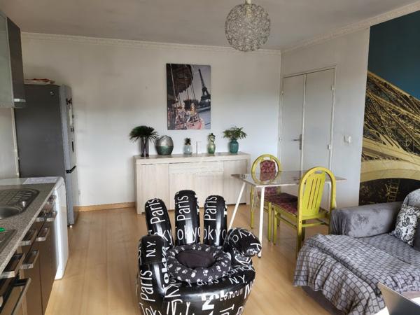 EPERNAY : APPARTEMENT DE TYPE 2 avec BALCON et EMPLACEMENT DE PARKING SECURISE