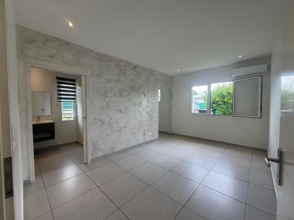 Magnifique VILLA T5 non meublée PETIT BOURG