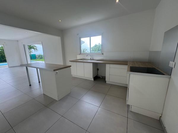 Magnifique VILLA T5 non meublée PETIT BOURG