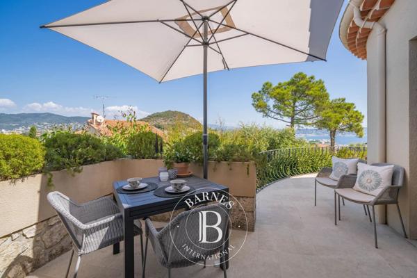 Mandelieu-la-Napoule, Villa 4 Chambres -  212 m² à vendre