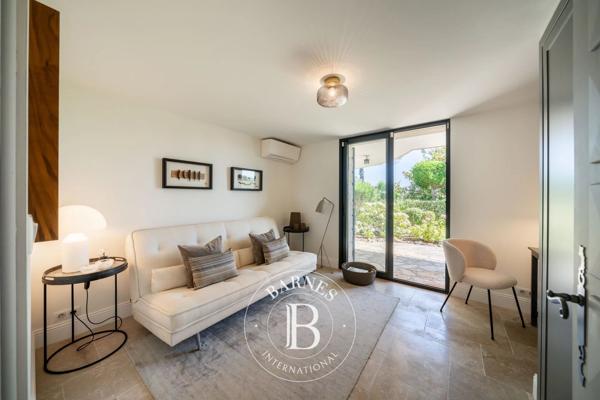Mandelieu-la-Napoule, Villa 4 Chambres -  212 m² à vendre