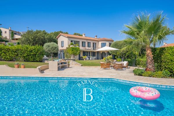 Mandelieu-la-Napoule, Villa 4 Chambres -  212 m² à vendre
