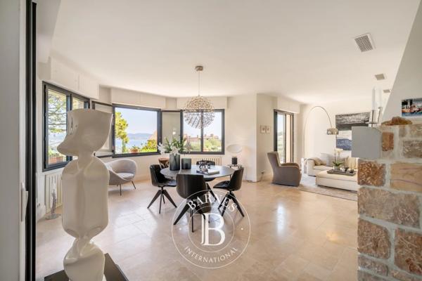 Mandelieu-la-Napoule, Villa 4 Chambres -  212 m² à vendre