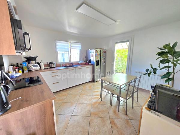 MARTIGUES JONQUIÈRES - MAISON DE MAÎTRE AVEC PISCINE 6 PIECES MARTIGUES (13)