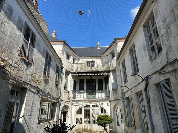 ROCHEFORT- hyper centre ville - Local professionnel