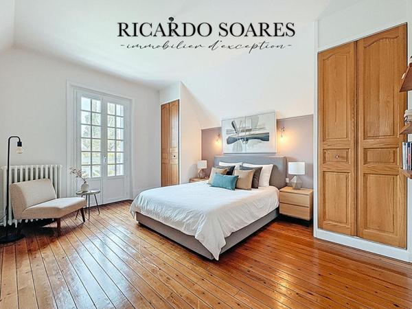 60700 PONT-SAINTE-MAXENCE - MAISON DE CHARME 219m² AU BORD DE L'OISE / 6 CHAMBRES / GARAGE / TERRAIN 2865m²