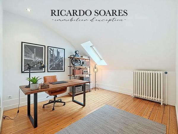 60700 PONT-SAINTE-MAXENCE - MAISON DE CHARME 219m² AU BORD DE L'OISE / 6 CHAMBRES / GARAGE / TERRAIN 2865m²