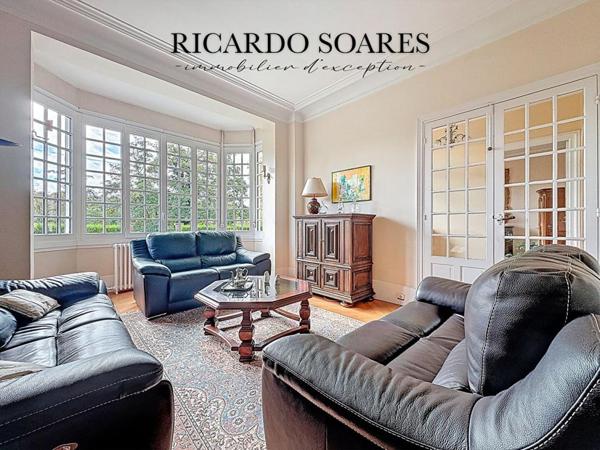 60700 PONT-SAINTE-MAXENCE - MAISON DE CHARME 219m² AU BORD DE L'OISE / 6 CHAMBRES / GARAGE / TERRAIN 2865m²