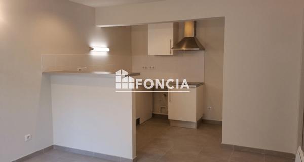 Location Appartement 2 pièces 40.6 m² - Villeneuve-lès-avignon 30400