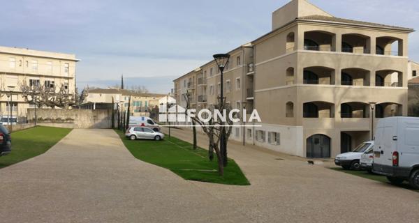 Location Appartement 2 pièces 40.6 m² - Villeneuve-lès-avignon 30400