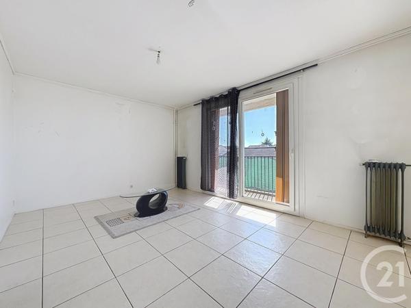 Appartement F3 à vendre  3 pièces - 58,22 m2 MONTEREAU FAULT YONNE - 77