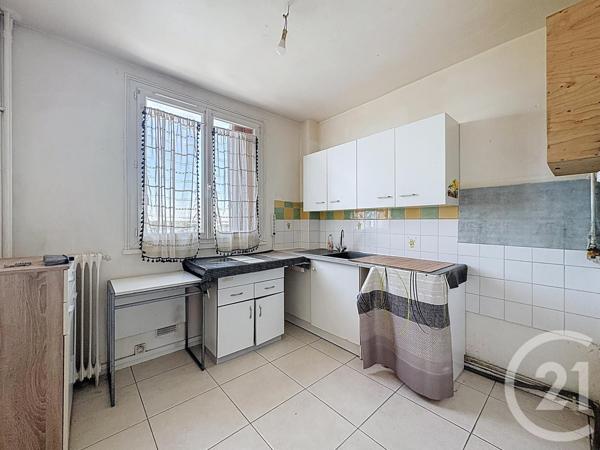 Appartement F3 à vendre  3 pièces - 58,22 m2 MONTEREAU FAULT YONNE - 77