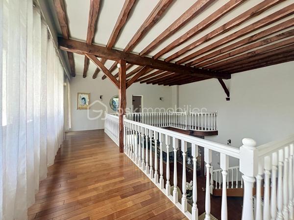 Maison de 232 m²
