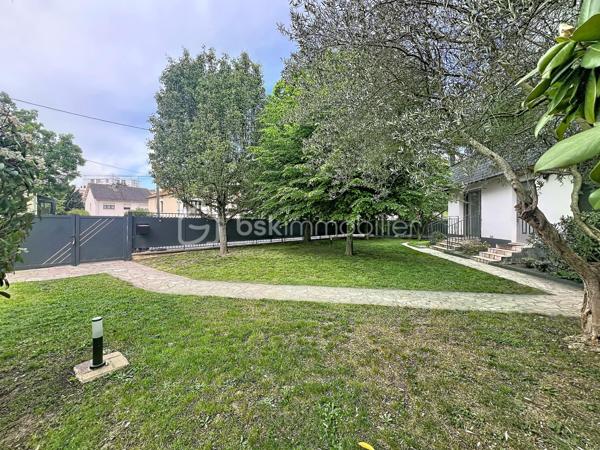 Maison de 232 m²
