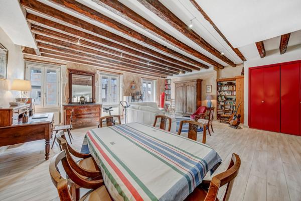 Appartement au centre de Chalon Sur Saône de 119 m2