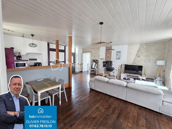 Magnifique appartement T3 de 101m² avec place de parking privative et cave en hypercentre ville de Nevers.

Situé dans une petite copropriété, au rez-de-jardin d'un immeuble sans ascenseur, dans un quartier très prisé de Nevers, en hyper centre ville, proche des écoles, commerces et commodités, nous vous présentons ce magnifique appartement de type T3 d'une surface Loi Carrez de 101m², proposant 3 pièces, comprenant une grande pièce de vie de 47m², composée d'un salon, d'un séjour,, d'une cuisine ouverte, aménagée et équipée, mais aussi d'une salle d'eau, d'un wc indépendant, de 2 chambres,, d'un dressing équipée et indépendant, d'un balcon, d'une terrasse ainsi qu'une grande cave voutée en pierres apparentes d'une surface de près de 90m².
Cet appartement propose une entrée sur une grande pièce de vie de près de 47m², pièce de vie composée d'un espace de cuisine ouverte aménagée et équipée, d'un espace salon et d'un espace séjour, pièce qui propose le charme des pierres apparentes et du parquet chêne authentique.
De la pièce de vie, un dégagement de couloir dessert un wc indépendant et une salle d'eau. 
A gauche de l'entrée, un autre dégagement de couloir dessert 2 chambres de 16m² et 18m², cette dernière disposant d'un placard penderie ainsi qu'un grand dressing indépendant et aménagée (mobiliers).
Cet appartement propose également une grande cave de près de 90m²en pierres apparentes dont une partie sert de chaufferie buanderie .

Tous les sols de cet appartement sont en parquet chêne authentique (entrée, dégagement , pièce de vie, dégagement, chambres et dressing), en parquet stratifié (dégagement et wc) ou en carrelage (salle d'eau), il dispose d'une isolation double vitrage Bois (huisseries) ou Alu (porte d'entrée et porte fenêtre), de volets bois standards ou volets persiennes bois, d'un chauffage de type gaz de ville avec une chaudière récente(2016) , ainsi qu"un ballon production d'eau chaude très récent (2026).
Aucune charge de copropriété car cet appartement fait partie d'un syndic bénévole.
Côté internet, il dispose de la fibre internet.
Côté pratique, il propose un grand balcon d'accueil de 8m², et un espace terrasse extérieure, ainsi qu'une place de parking privative.

Photos supplémentaires disponibles sur BSK IMMOBILIER > Nos conseillers > Olivier FRESLON.
Pour tout renseignement complémentaire ou pour une visite, contactez moi au 07.62.78.13.13

Les plus de cet appartement : Le quartier en hyper centre ville proches de toutes les commodités, l'environnement très calme, le syndic bénévole, son agencement intérieur et sa rénovation, son charme et son cachet,  avec sa grande pièce de vie  grand salon séjour, sa cuisine aménagée et équipée, son espace terrasse extérieure, ainsi que sa place de parking privative.sa cave.

Idéal pour un premier achat vous serez séduits par les atouts de ce bel appartement, c'est un vrai coup de coeur !!