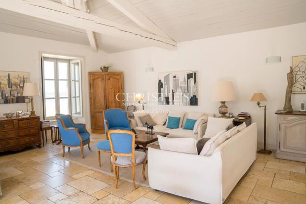 Ensemble immobilier vue mer – première ligne – la Flotte