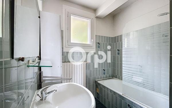 Appartement à vendre    3 pièces • 90 m2 Brive-la-Gaillarde