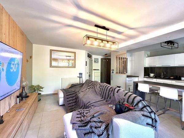 Appartement à louer |  Ste-Foy-lès-Lyon |  3 pièces | 71 m²