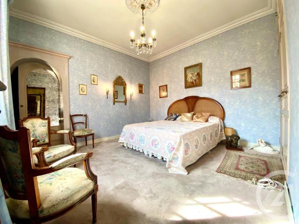 Maison à vendre  12 pièces - 229,37 m2 LUNEL - 34