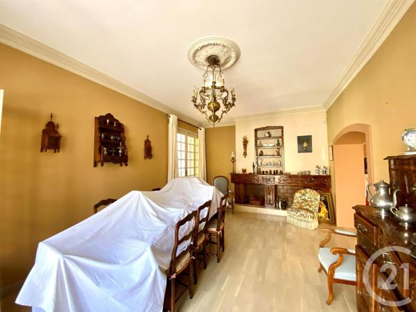 Maison à vendre  12 pièces - 229,37 m2 LUNEL - 34