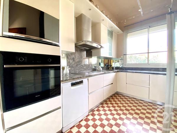 Maison à vendre  12 pièces - 229,37 m2 LUNEL - 34