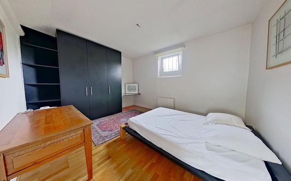 Maison à vendre    5 pièces • 200 m2 Lyon 9