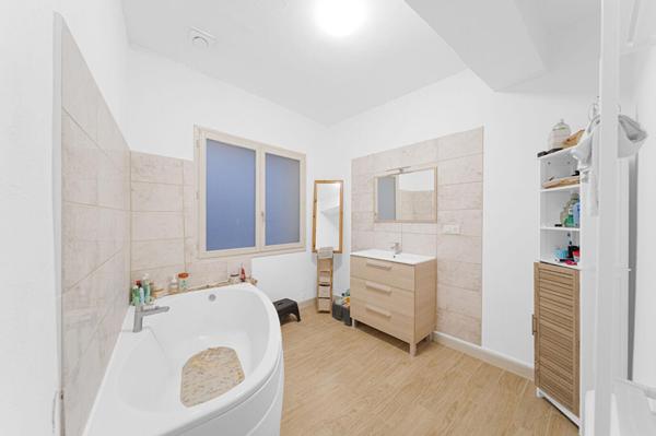 Charmante Maison à Vendre à Verdun Ciel - 5 pièces avec jardin !