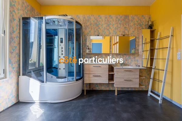 Vente Maison224 m² - 8 Pièces - LONGEVILLE SUR MER (85560)