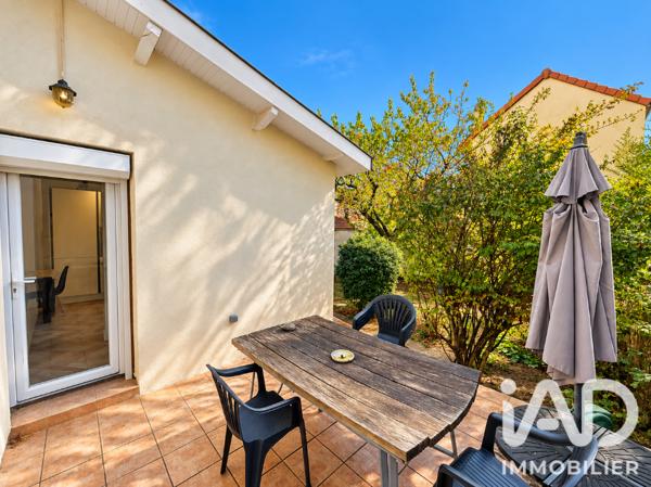 Maison à vendre 4 pièces 76,5 m² Décines-Charpieu