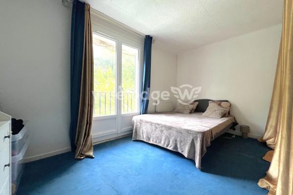 Maison à vendre 5 pièces de 100 m² à Mantes-la-Ville