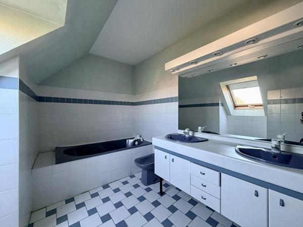 Maison 6 pièces 124 m2 avec garage et sous-sol - 4 chambres