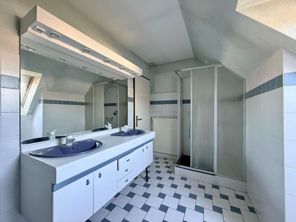 Maison 6 pièces 124 m2 avec garage et sous-sol - 4 chambres