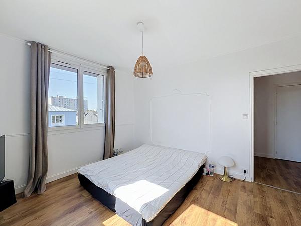 A VENDRE MAISON Familiale ENTIEREMENT Rénovée situation idéale